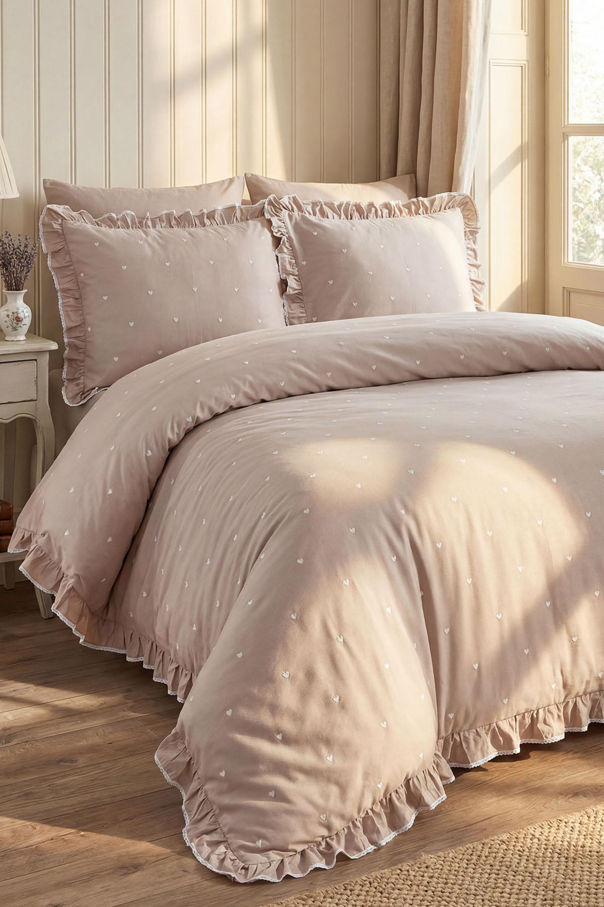 Amore Heart Embroidered Cotton Satin Super King Size 6 Piece Duvet Cover Set