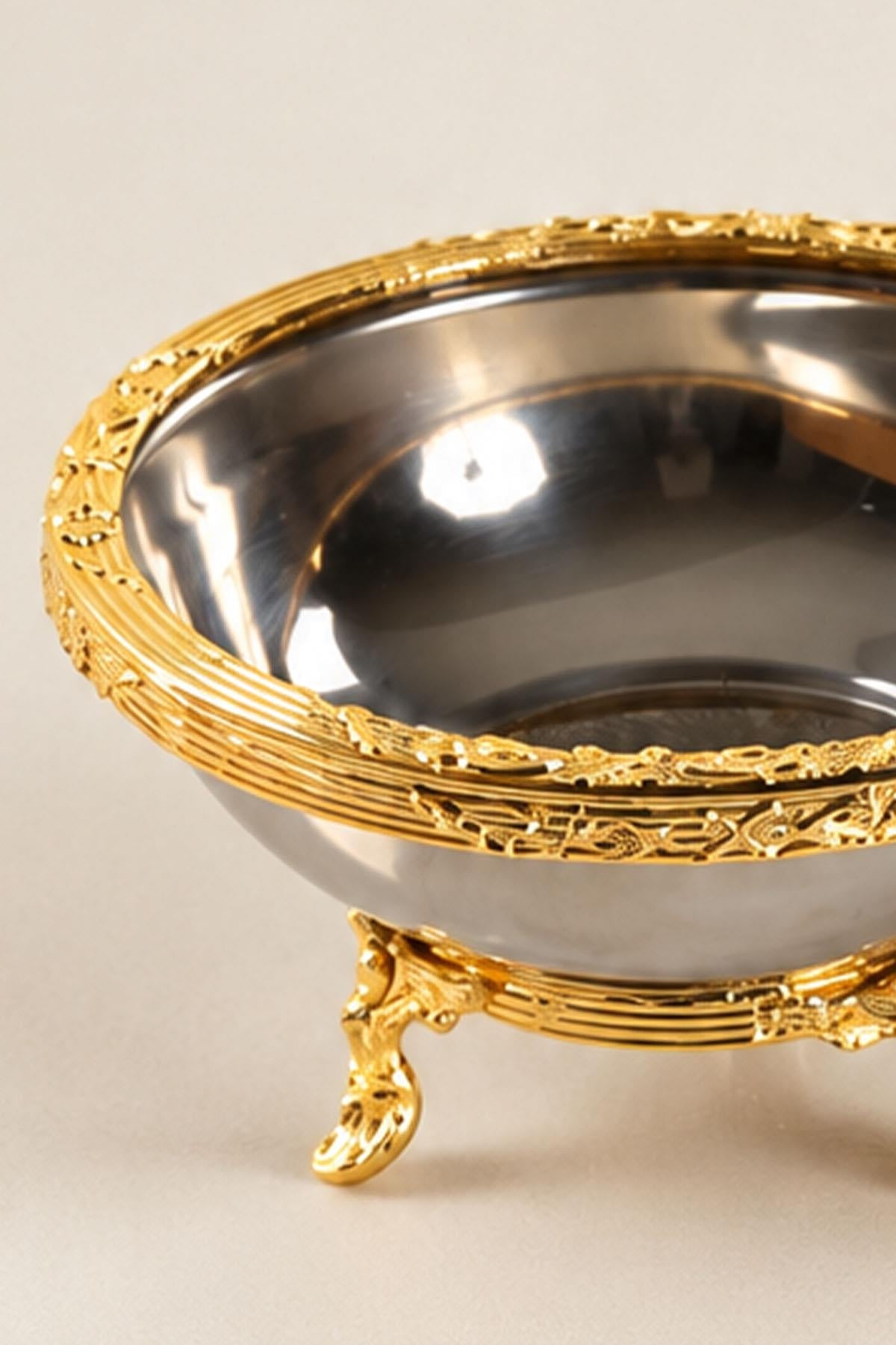 Bol para servir Kessa Gold con detalles (14 cm)