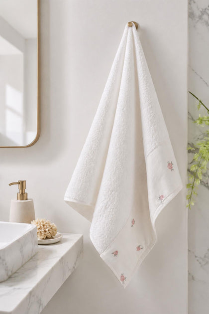 Flower Garden Rose Embroidered Bath Towel (90 x 150 cm)