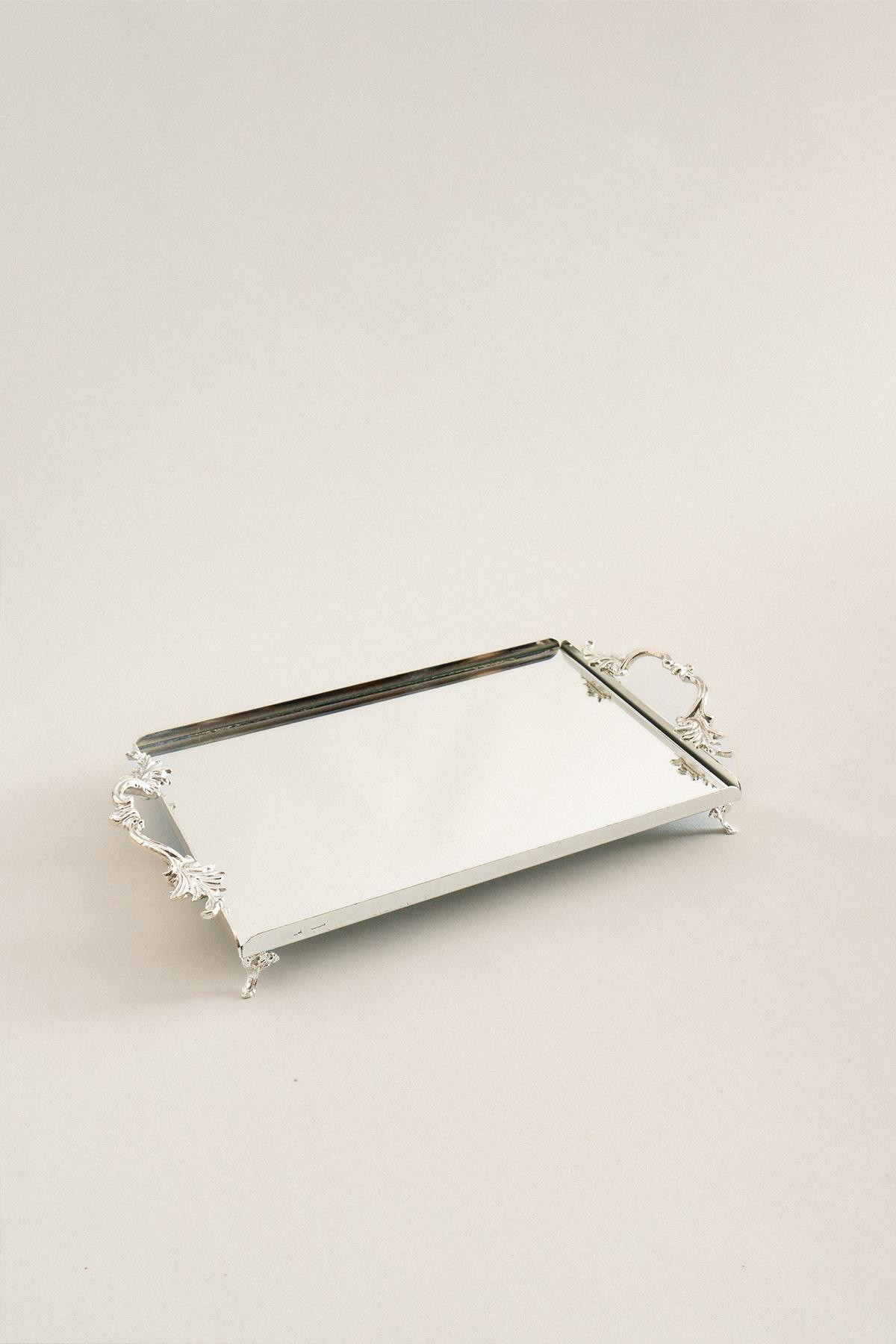 Bandeja rectangular de metal plateado con asas elegantes, centro de espejo, tamaño mediano, 32x22 cm.
