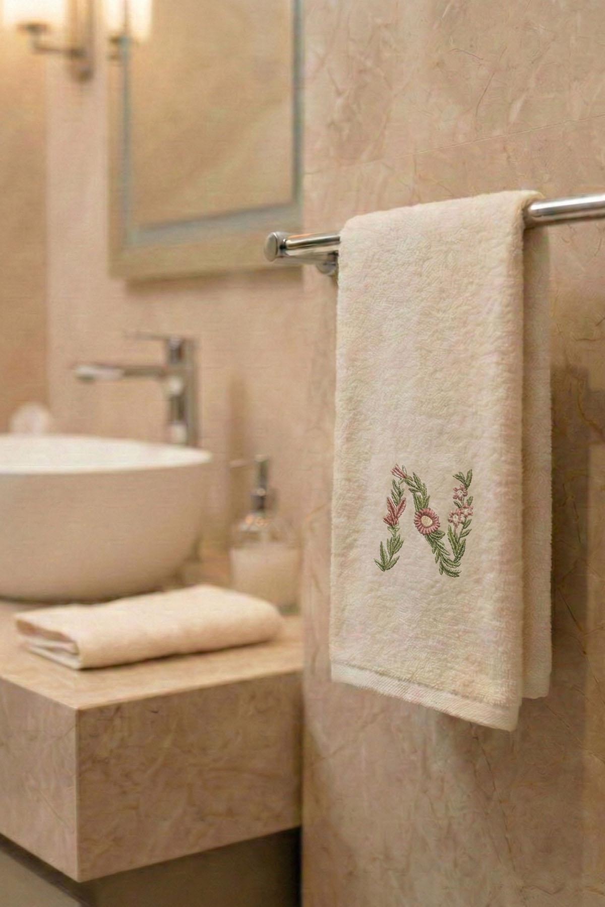 Monogrammed Bamboo Hand Towel (50 x 90 cm)