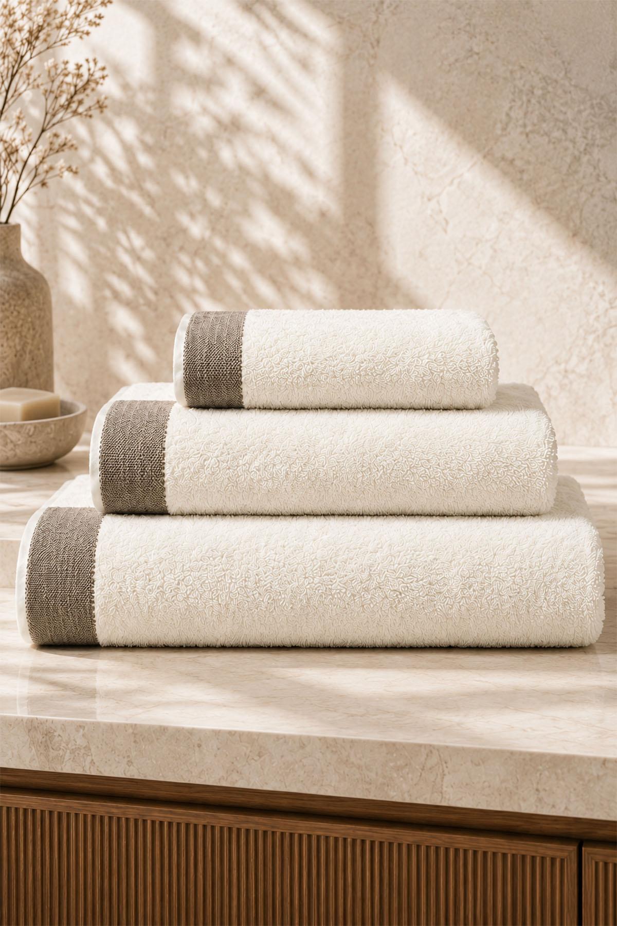 Toalla de mano Pofina Low Twist Fluffy (30 x 50 cm)