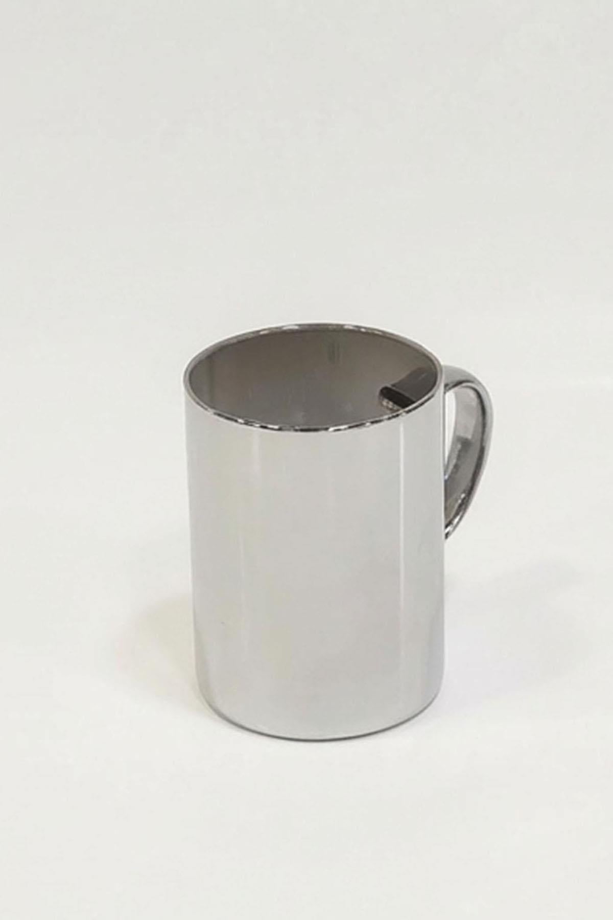 Taza clásica con asa plana (8 x 10 cm)