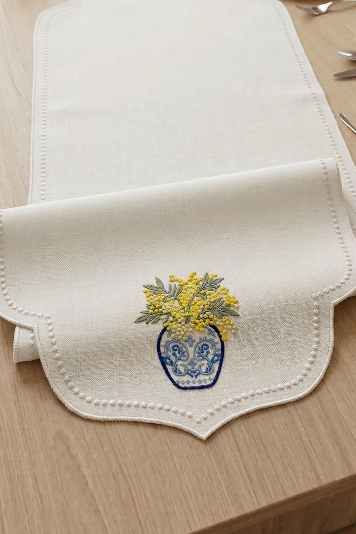 Runner antimanchas con diseño de motivos de azulejos (40 x 140 cm)