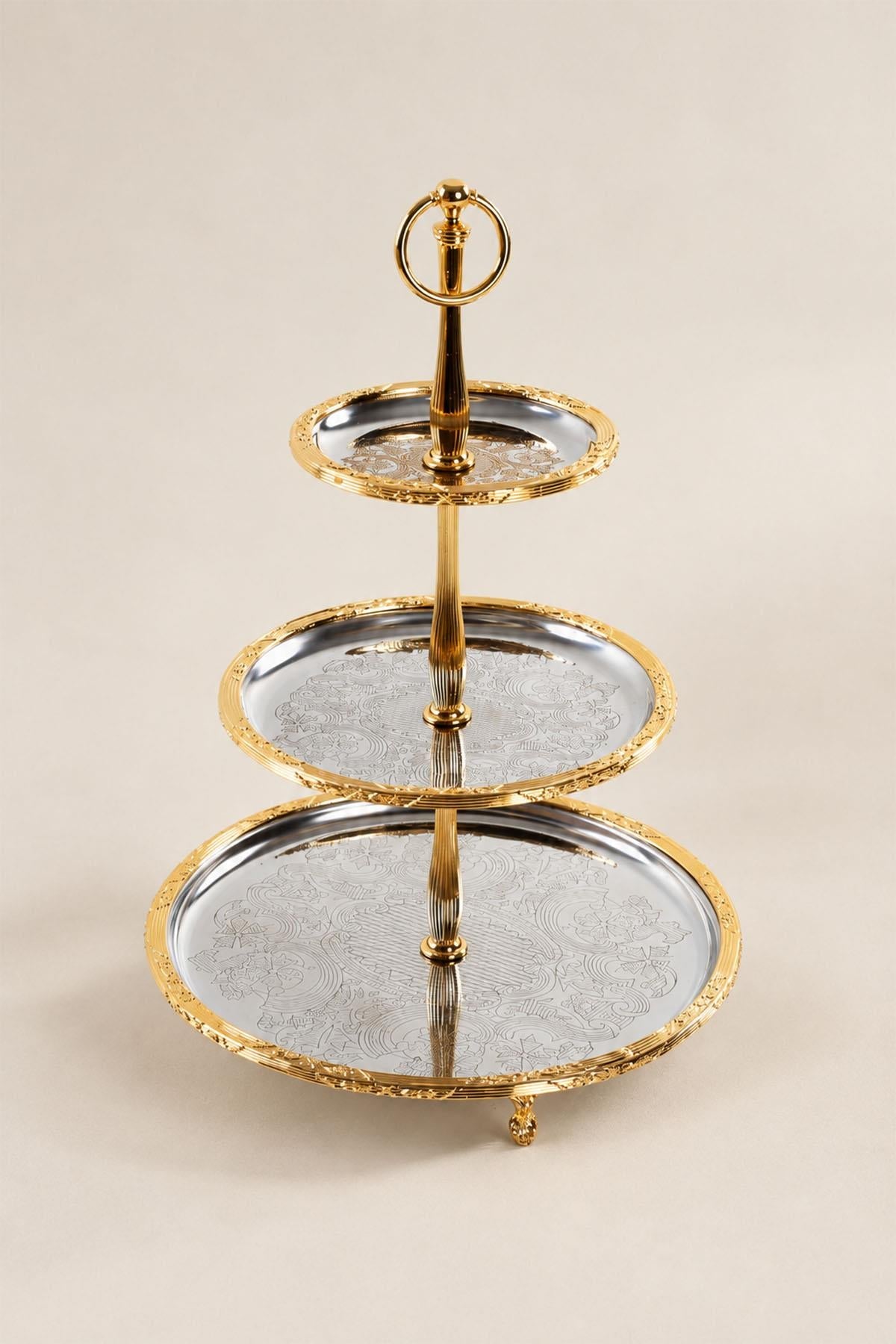Plato de servir Kessa Gold de 3 niveles con detalles (15-22-30 cm)