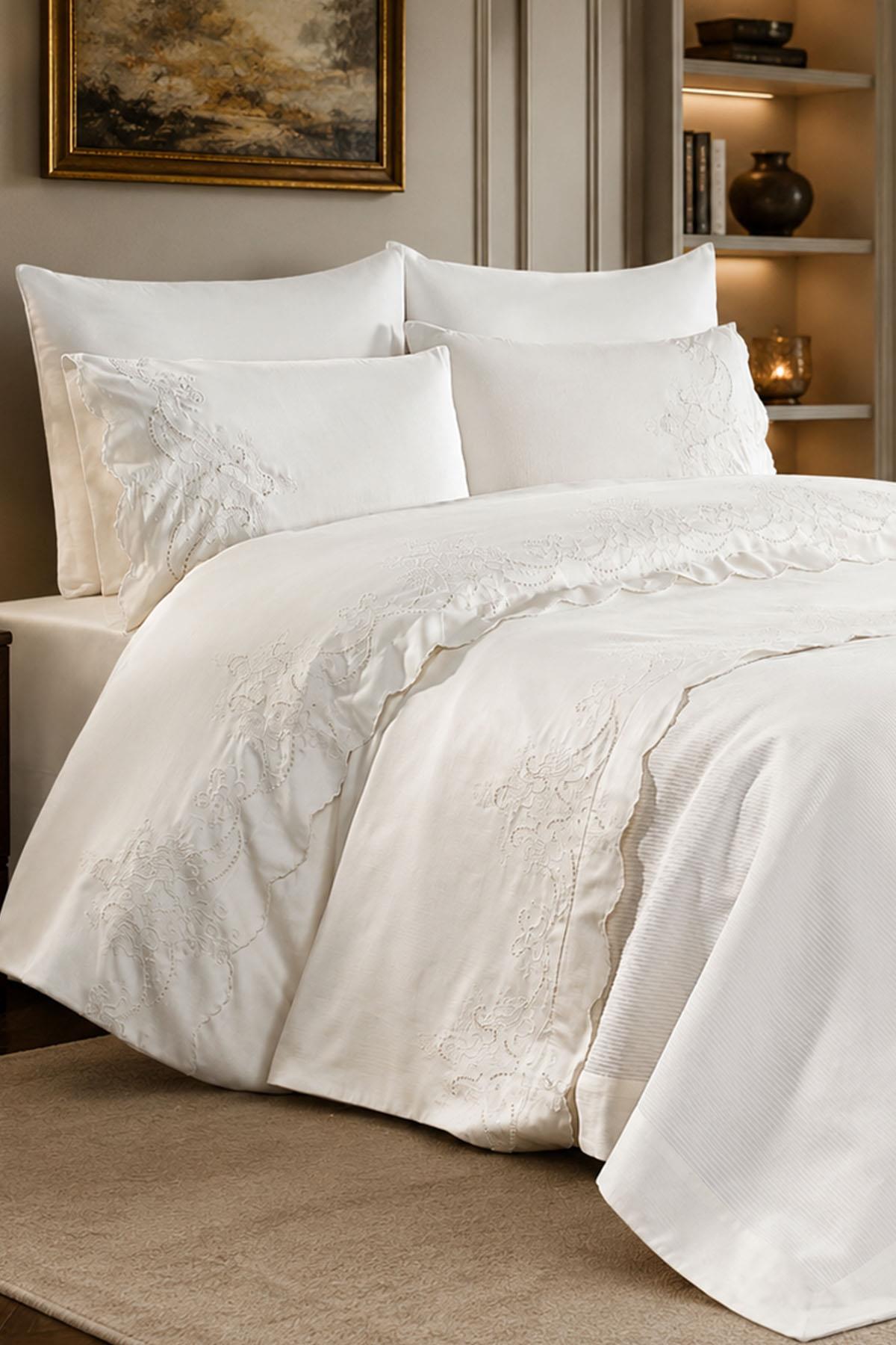Juego de Sábanas y Colcha de 7 Piezas para Cama Matrimonial con Bordado Hanedan