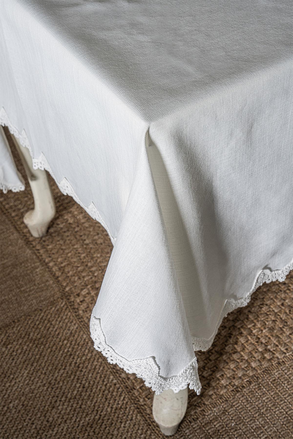 Mantel de mesa Mine bordado, antimanchas y de fácil cuidado (150 x 250 cm)